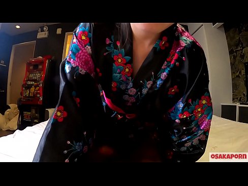 ❤️ Νεαρό κορίτσι cosplay αγαπάει το σεξ σε οργασμό με ένα squirt σε μια αλογόνα και μια πίπα. Ασιάτισσα με τριχωτό μουνί και όμορφα βυζιά σε παραδοσιακή ιαπωνική φορεσιά δείχνει αυνανισμό με γαμημένα παιχνίδια σε ερασιτεχνικό βίντεο. Sakura 3 OSAKAPORN ❤️❌ Γαμήσι ️